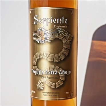 Tequila - La Serpiente Emplumada Extra Anejo / 70cl / 40% Tequila Extra Anejo 77,00 CHF