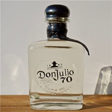 Tequila - Don Julio 70th Anniversary / 75cl / 40% Tequila Anejo 111,00 CHF