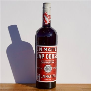 Liqueur - L.N. Mattei Cap Corse Quinquina Rouge / 75cl / 17% Liqueur 37,00 CHF
