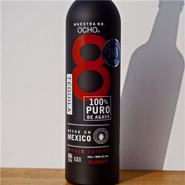 Tequila - Ocho Blanco Black Edition / 50cl / 40% Tequila Blanco 41,00 CHF