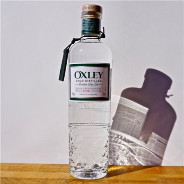 Gin - Oxley Cold Distilled / 70cl / 47% Gin 55,00 CHF