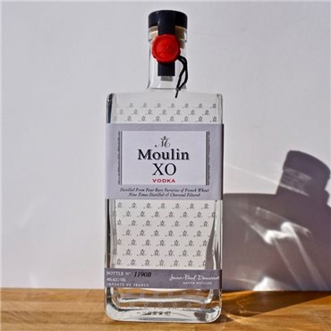 Vodka - Moulin XO Vodka / 75cl / 40% Vodka 49,00 CHF