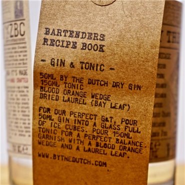 Gin - By The Dutch Dry Gin / 70cl / 42.5% Gin 48,00 CHF