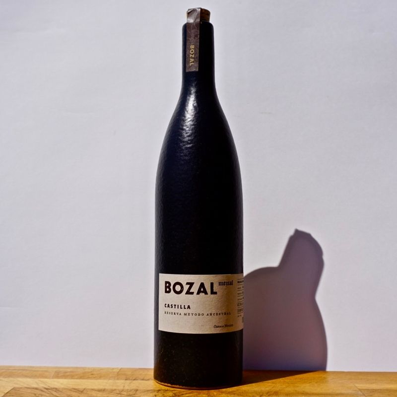Mezcal - Bozal Castilla Reserva Metodo Ancestral / 75cl / 47.3% Mezcal Blanco / Joven 138,00 CHF Mezcal - Bozal Castilla Reserva Metodo Ancestral / 75cl / 47.3% Mezcal Blanco / Joven 138,00 CHF