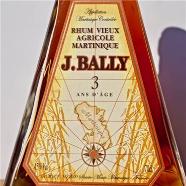 Rum - J.Bally 3 Years Pyramide / 70cl / 45% Rum 62,00 CHF