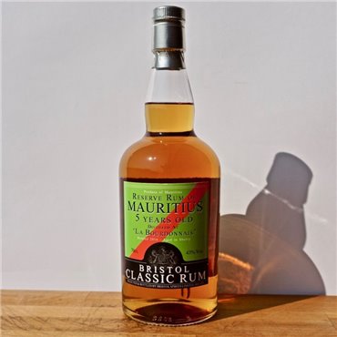 Rum - Bristol Reserve Rum of Mauritius 5 Years Sherry Finish / 70cl / 43% Rum 59,00 CHF