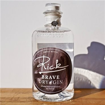 Gin - Rick Brave Dry Gin / 50cl / 47% Gin 52,00 CHF