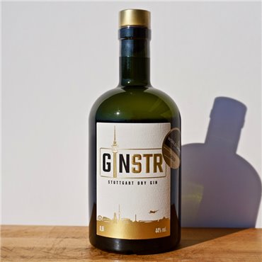 GINSTR 50cl Gin Dry / Stuttgart / 44% Gin -
