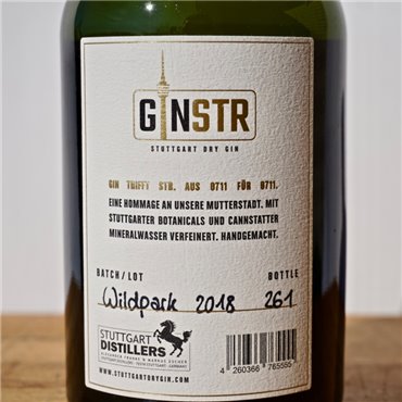 Gin - GINSTR Stuttgart Dry Gin / 50cl / 44%