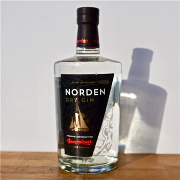 Gin - Norden Dry Gin by Doornkaat / 70cl / 44%