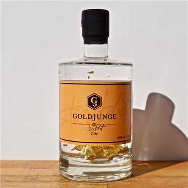 Gin - Goldjunge Stierblut Dry Gin / 50cl / 44%