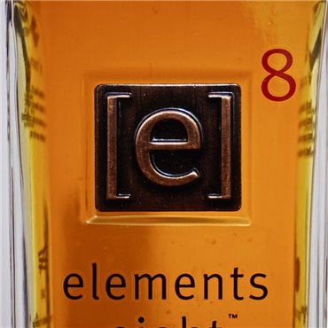 Rum - Elements Eight Spiced 2.5 Years / 70cl / 40% Rum 54,00 CHF